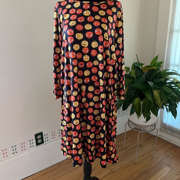 Women’ Celebrate Together Pumpkin (Halloween) Design Dress - Size Large - Picture 2 of 6
